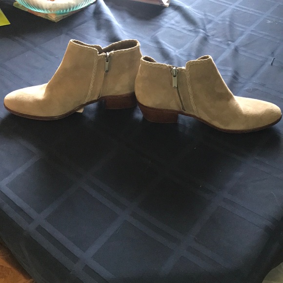 Sam Edelman suede type boots size 8 - Picture 3 of 8